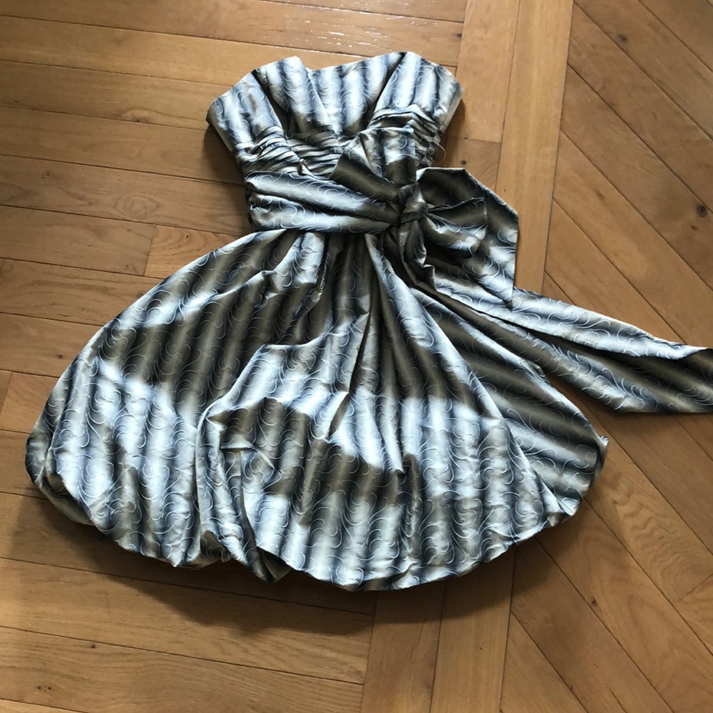 BCBGMAXAZRIA cream and black cocktail dress